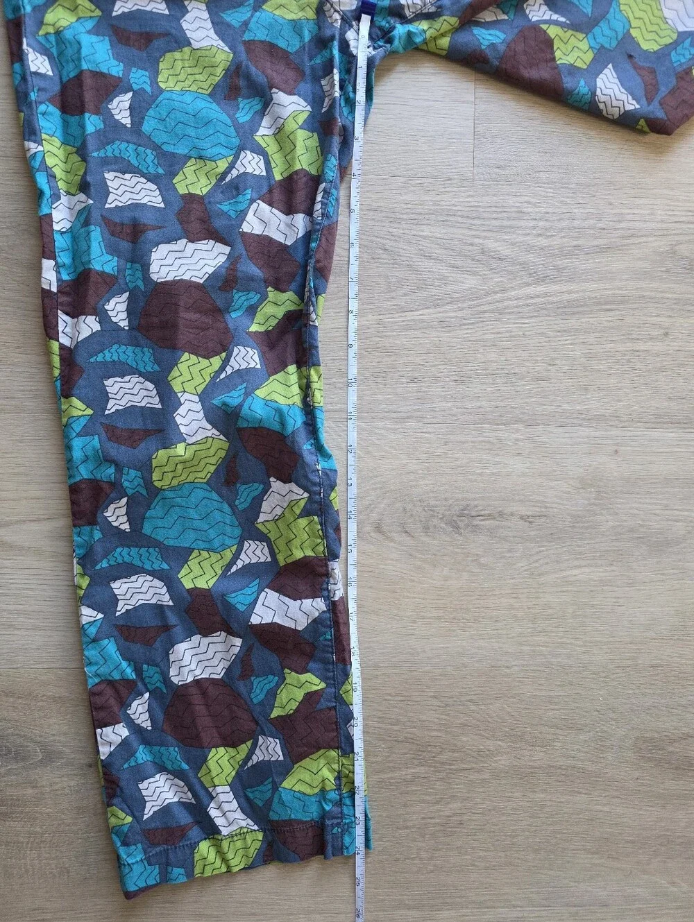 ASOS Multicolor Geometric Print Capris - Picture 9 of 9